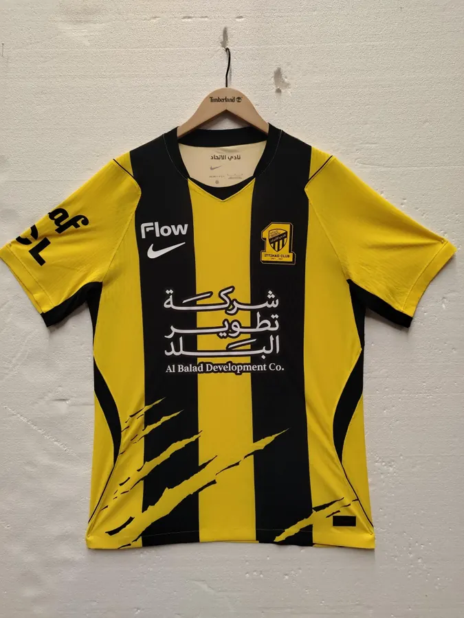 Home shirt, reference photo 2