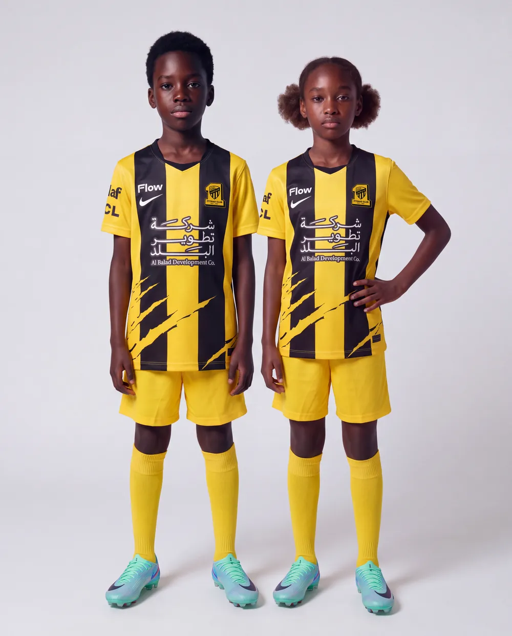 Kids home kit on model, group
